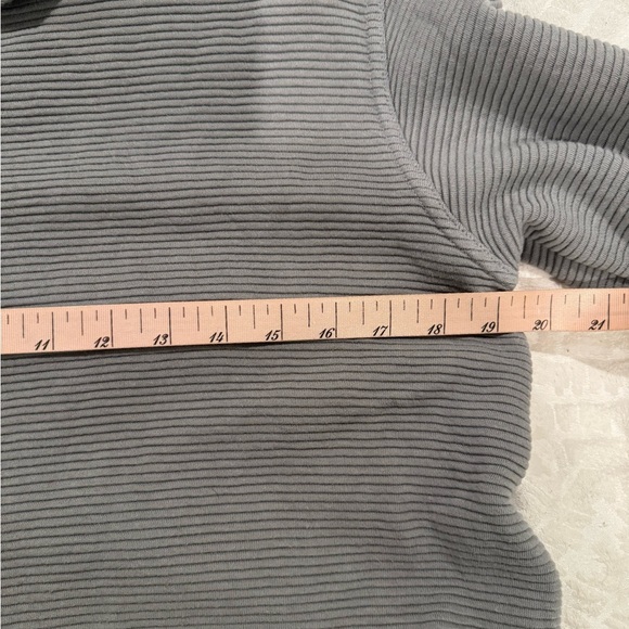Hard Tail Forever gray ribbed mock neck sweater oversized - Picture 7 of 8